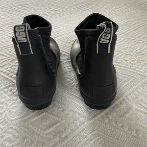 Ugg rain boots